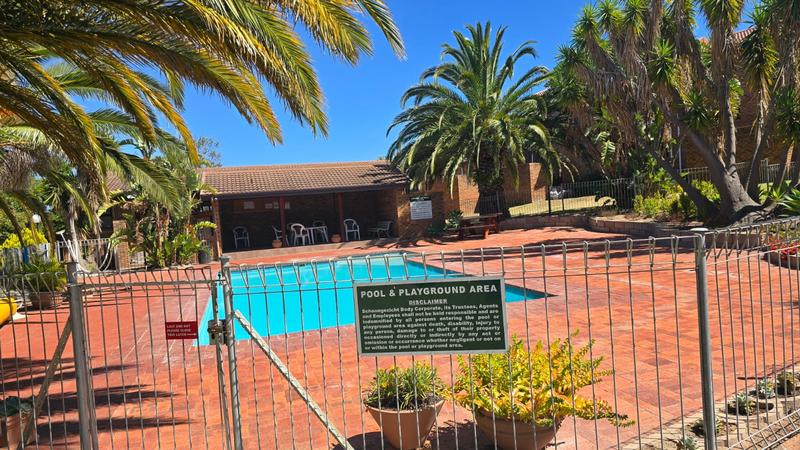 3 Bedroom Property for Sale in Die Wingerd Western Cape